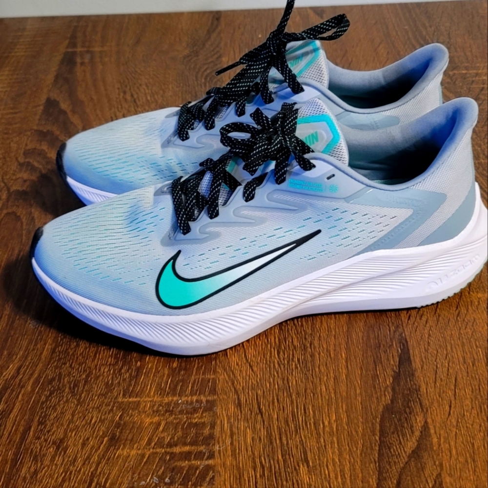 Nike air zoom winflo 7 running shoes